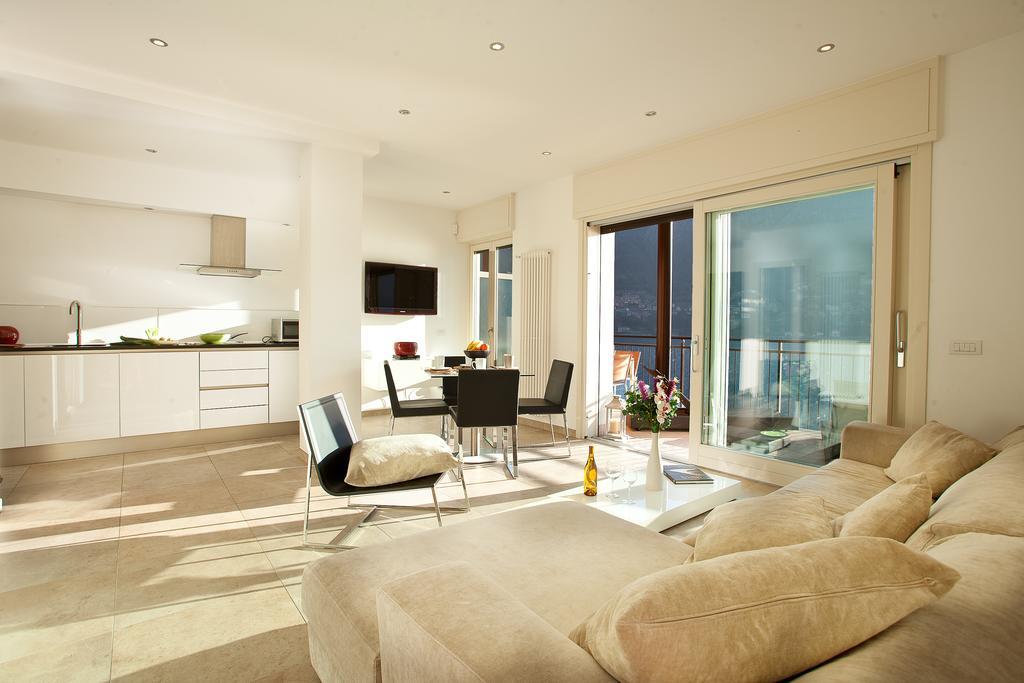 5 Luxury Laglio Apartments-By Italian Apartments Room photo