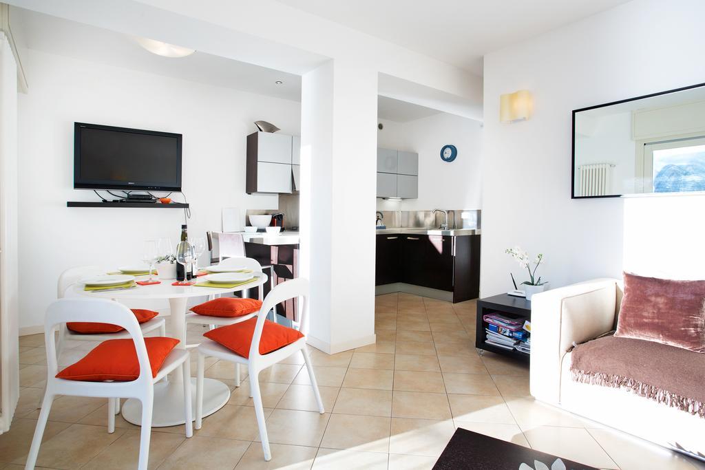 5 Luxury Laglio Apartments-By Italian Apartments Exterior photo